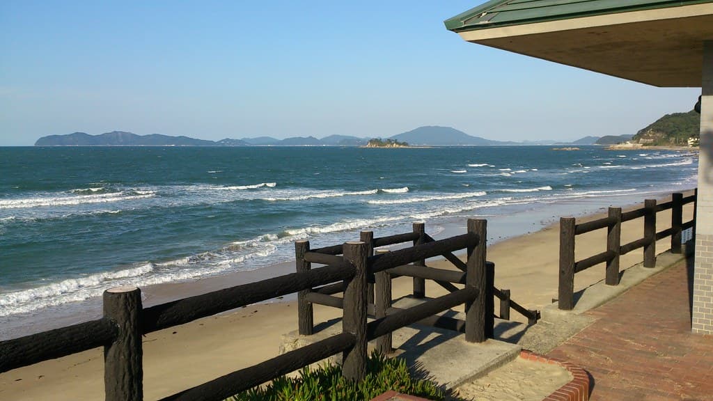 Anego-no-hama Beach — photo by gunnsteinlye