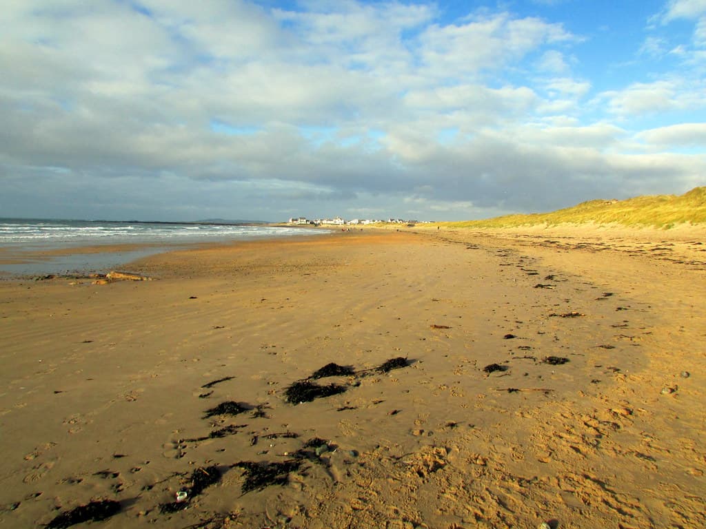 Llanddwyn Beach