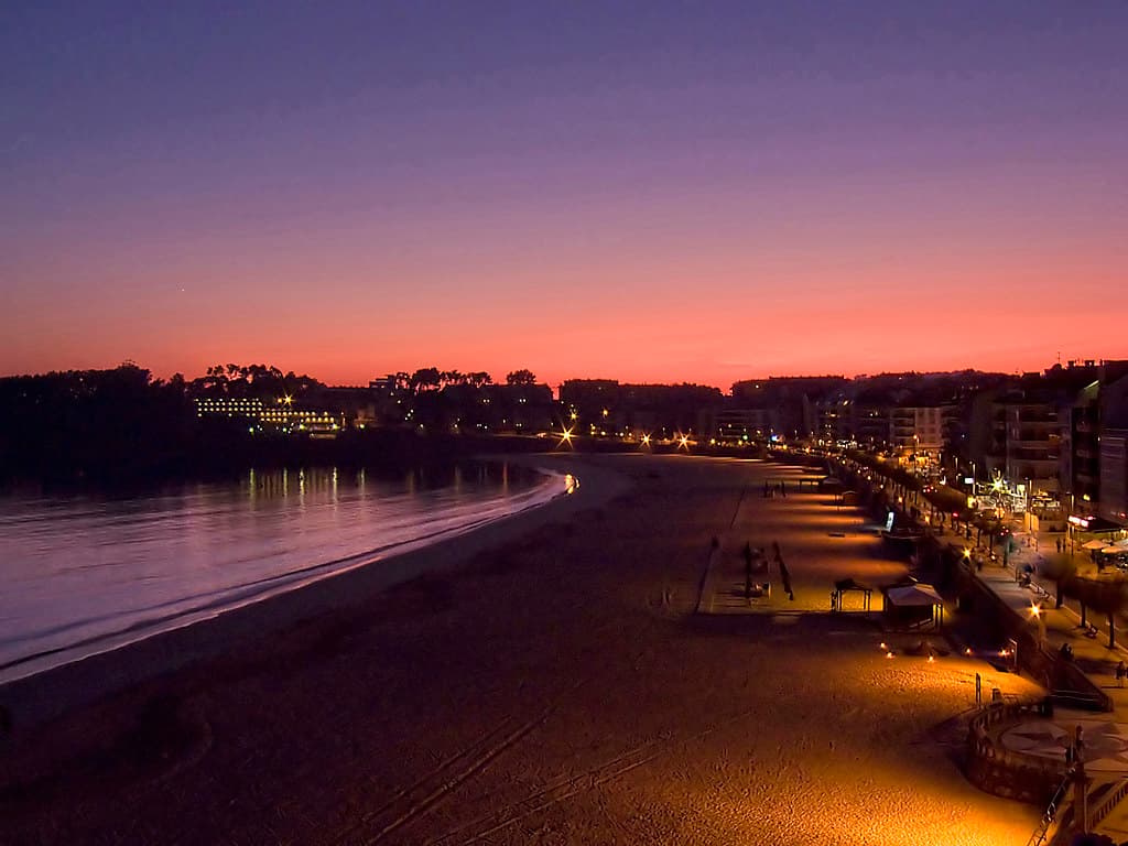 Praia de Lapamán — photo by Angel T.