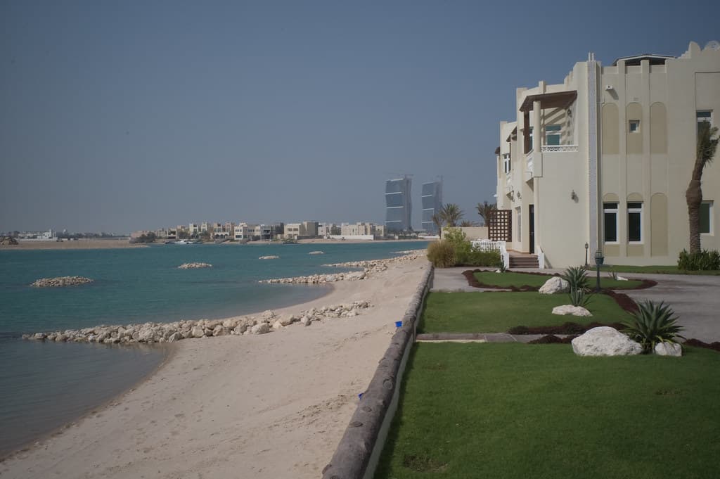 The Pearl Island Beachfront — photo by Lars Plougmann