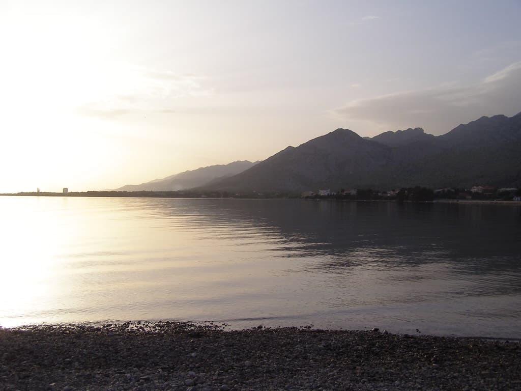 Kuline Beach — photo by Dick Penn
