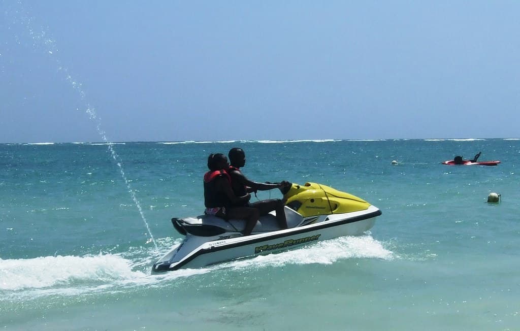 Kinondo Beach — photo by Victor O'