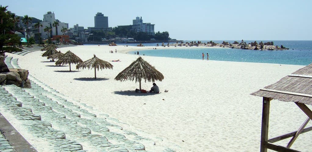 Engetsuto Beach — photo by foilman
