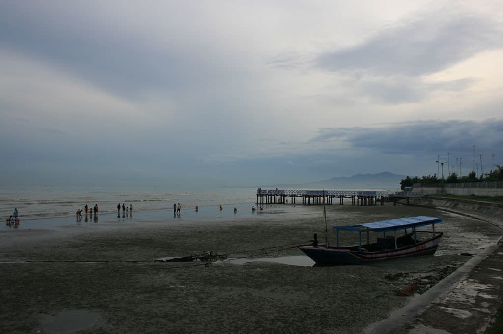 Kartini Beach