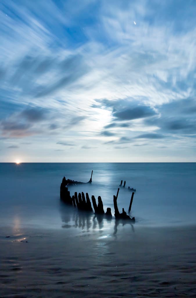Moon wreck