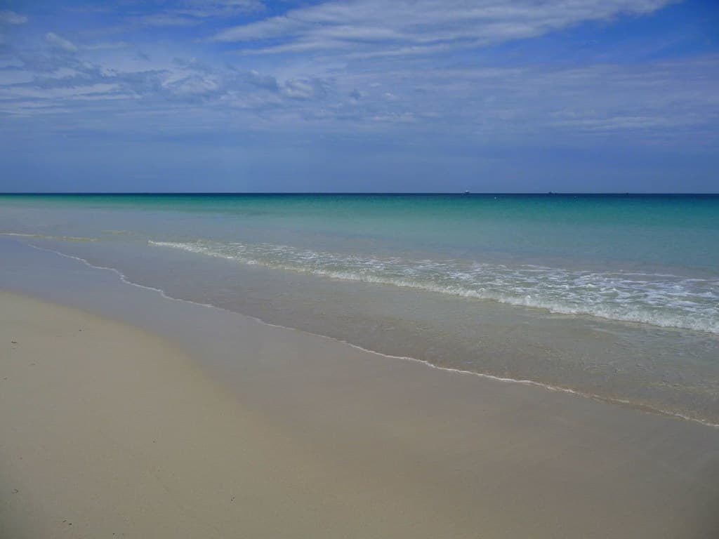 beautiful Leighton Beach