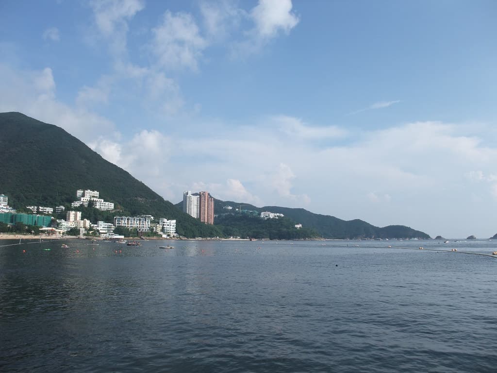 Hung Shing Yeh Beach — photo by minghong