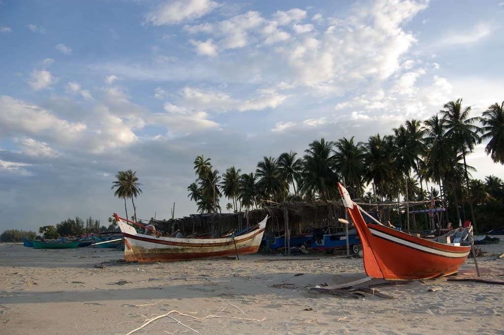 Sampan Merah