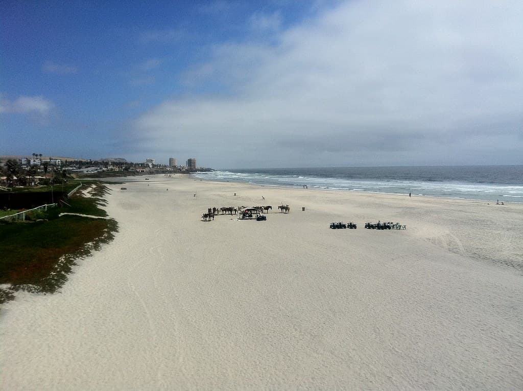 La Misión Beach — photo by 3dom