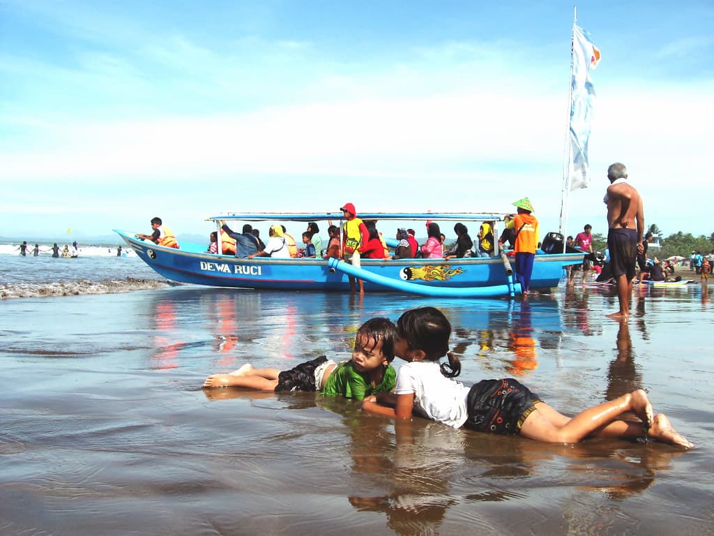 GODS OF BEACH ( dewa dewi pantai )