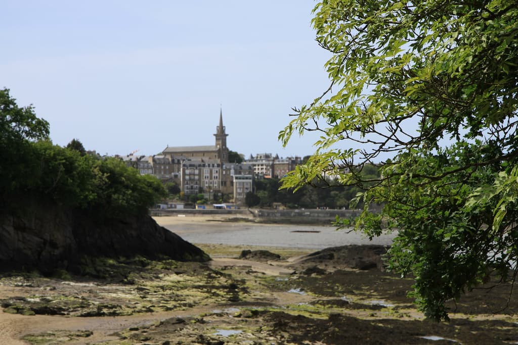 Vue de la plage du Prieuré