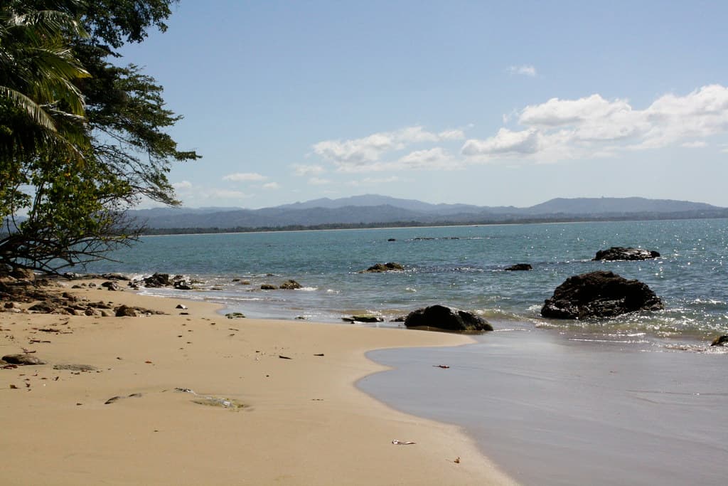Playa Añasco — photo by johnmcq