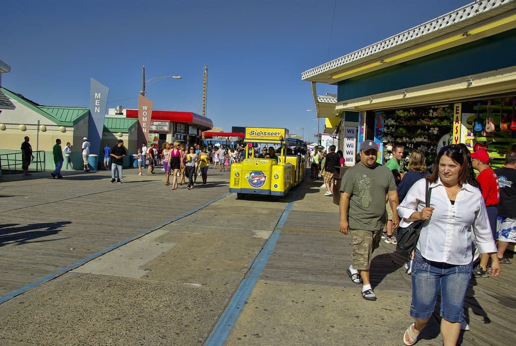 Watch the tram car please