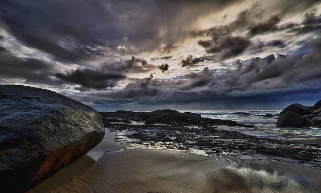 Froggy's beach HDR
