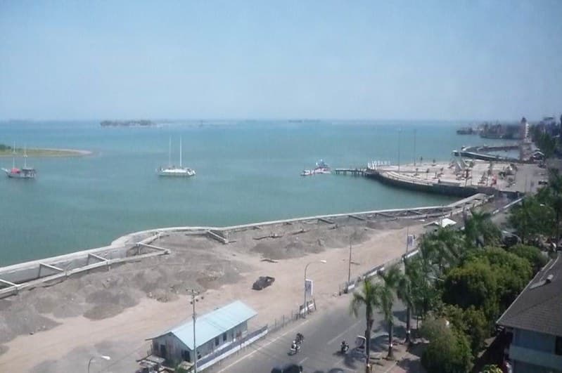 [pb2009] Losari Beach in Renovation