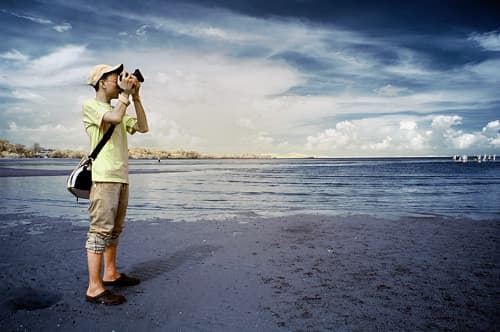location: pantai cermin.