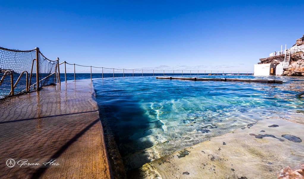 Bronte Beach pool, Sydney