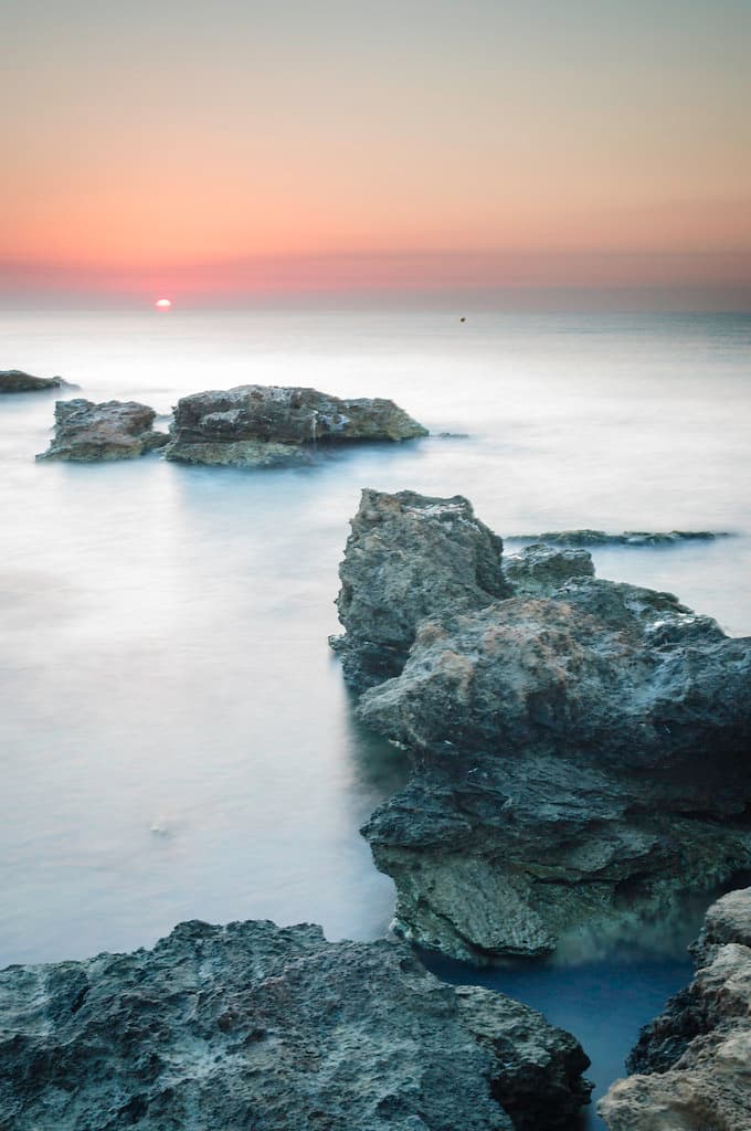 Playa Les Amplaries — photo by Jorge Donaire