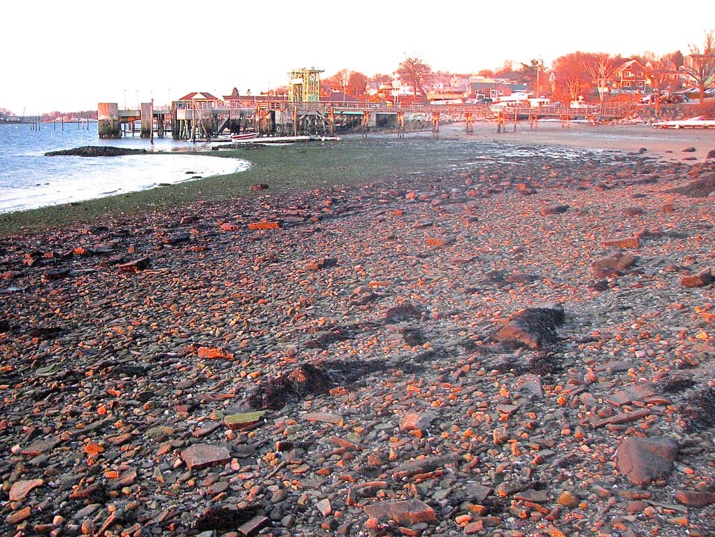 peaks.island • ultra.low.tide