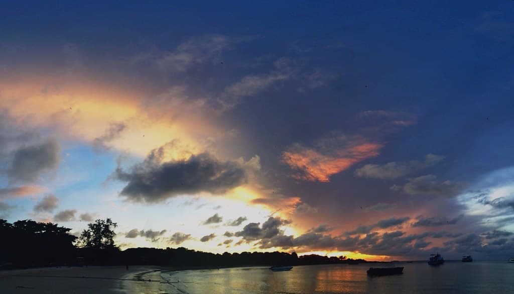 Ao Phai Beach — photo by norsez