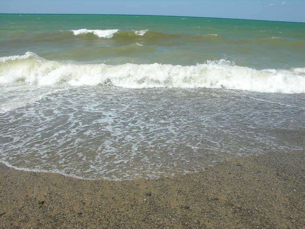 Priboy Beach — photo by alison_gor