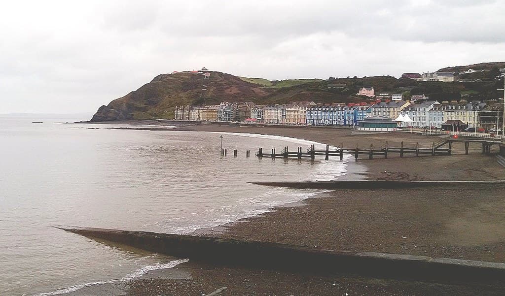 Aberystwyth Beach — photo by ohefin