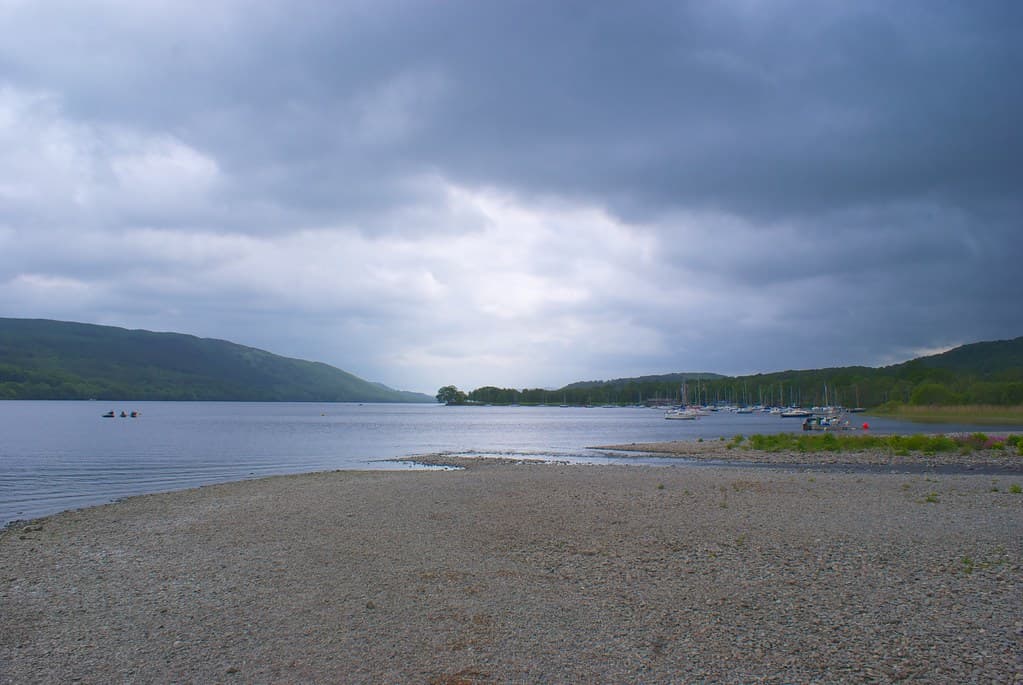 Coniston Water Beach — photo by drewkeavey