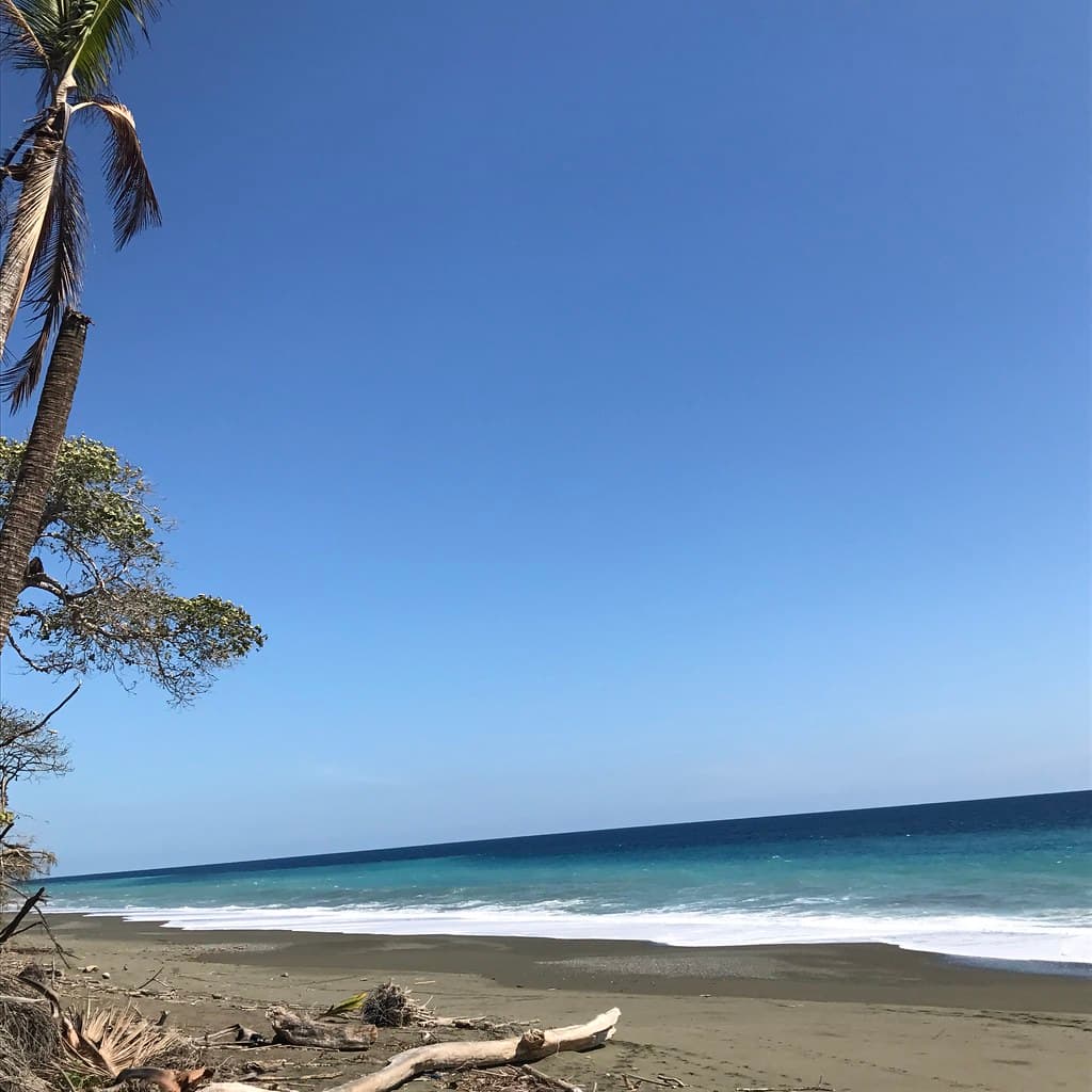 Playa Piro — photo by Reinaldo Aguilar