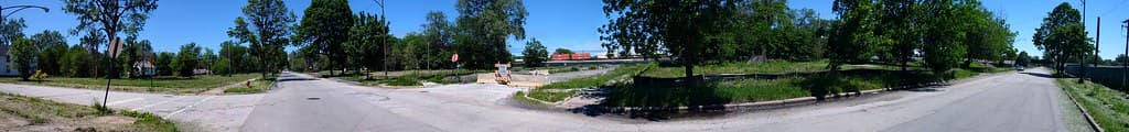 Eastern Englewood Awaits Oblivion, Panorama