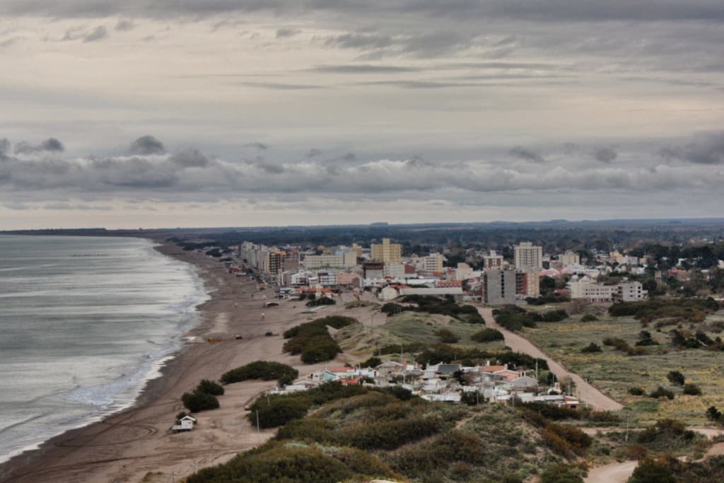 Vista de Monte Hermoso desde el Faro Recalada