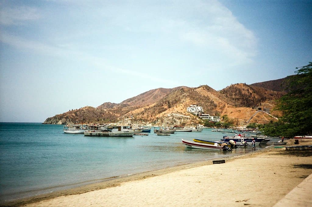 Bahía de Santa Marta — photo by hiphopmilk