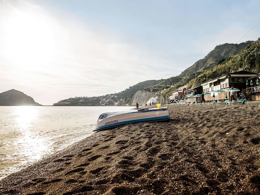 Cava Grado Beach — photo by Hotel Internazionale Ischia