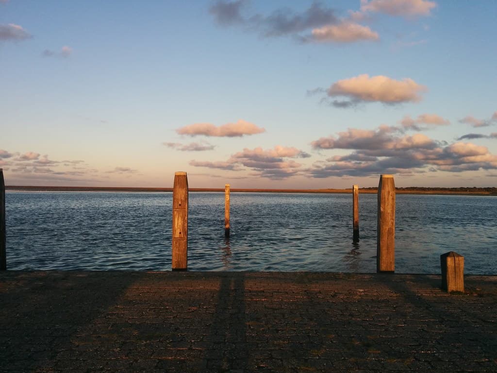 Lauwersoog Beach — photo by jens kuu