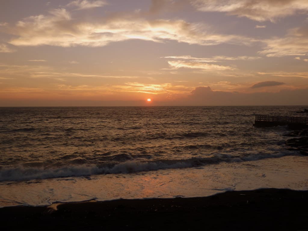 Hota Beach — photo by izunavi