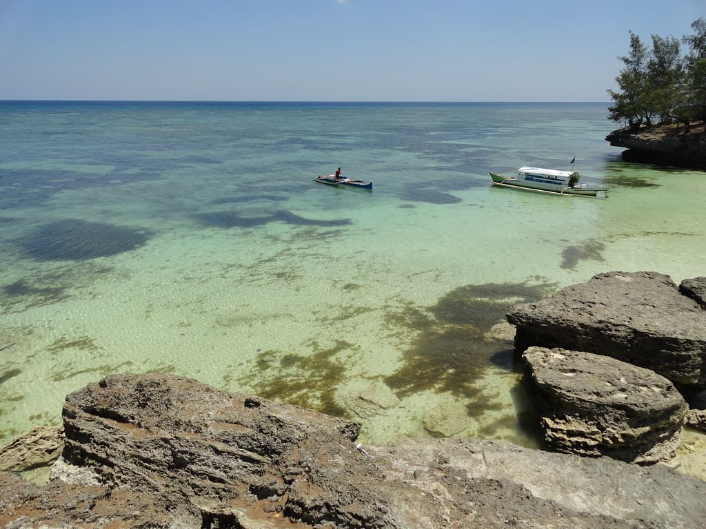 Pantai Liang Kareta, Pulau Pasi, Selayar Island