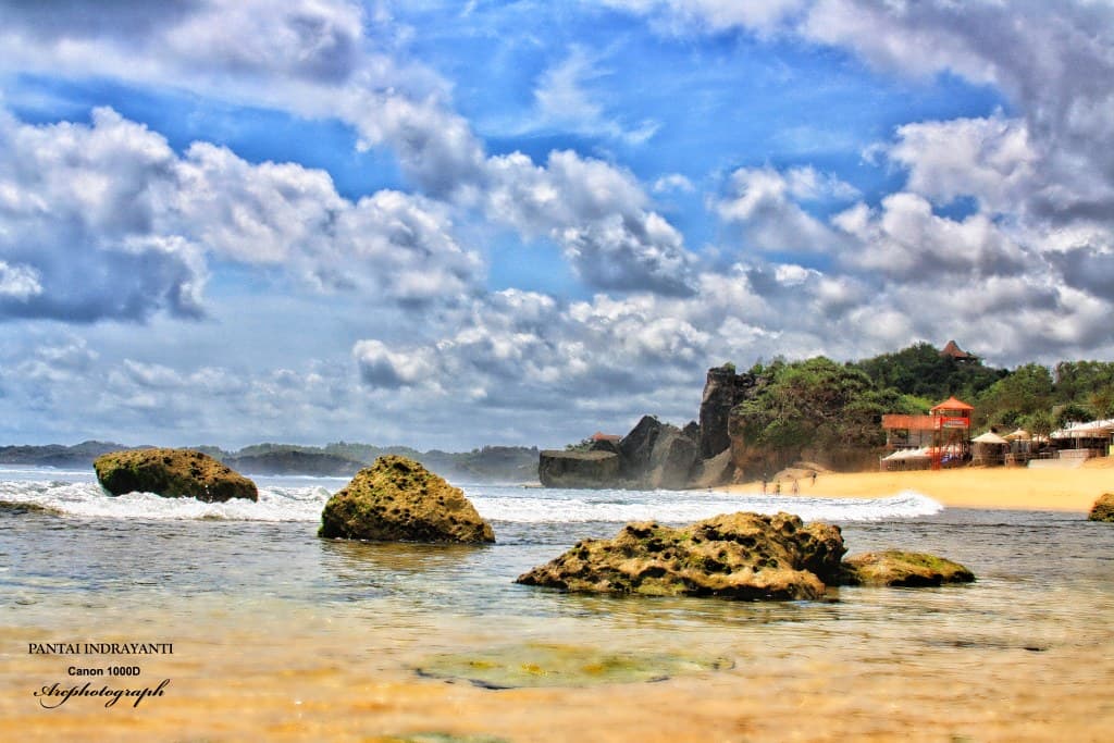 INDRAYANTI Beach