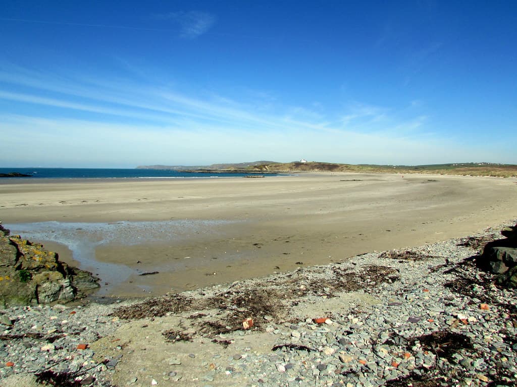 Rhosneigr Beach — photo by Reading Tom
