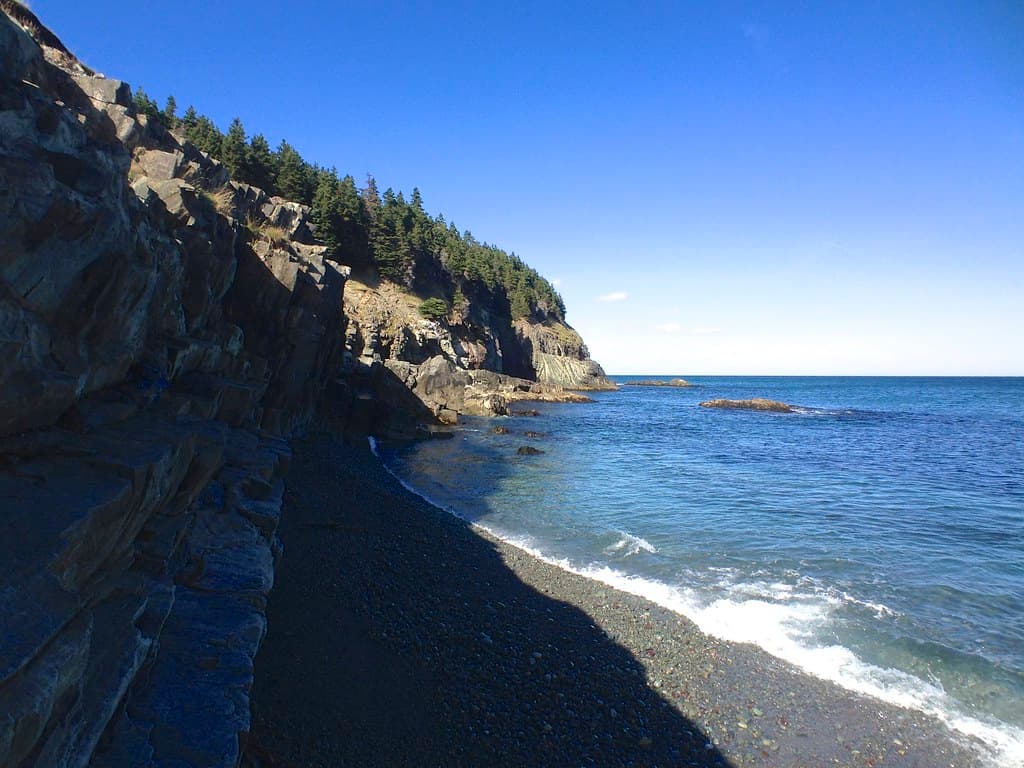 Flat Rock Beach — photo by Simon Collison