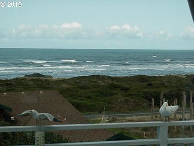 Hunter Creek Beach — photo by Gold Beach Real Estate