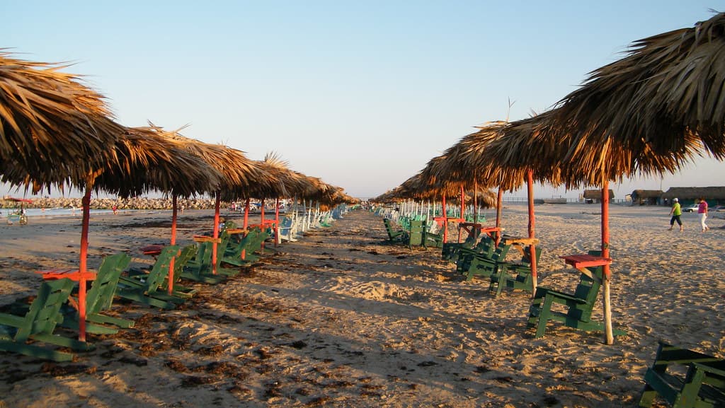 Playa La Pesca — photo by Emmanuel Faz