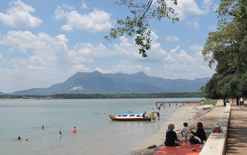 Pantai Merdeka IMG_2277