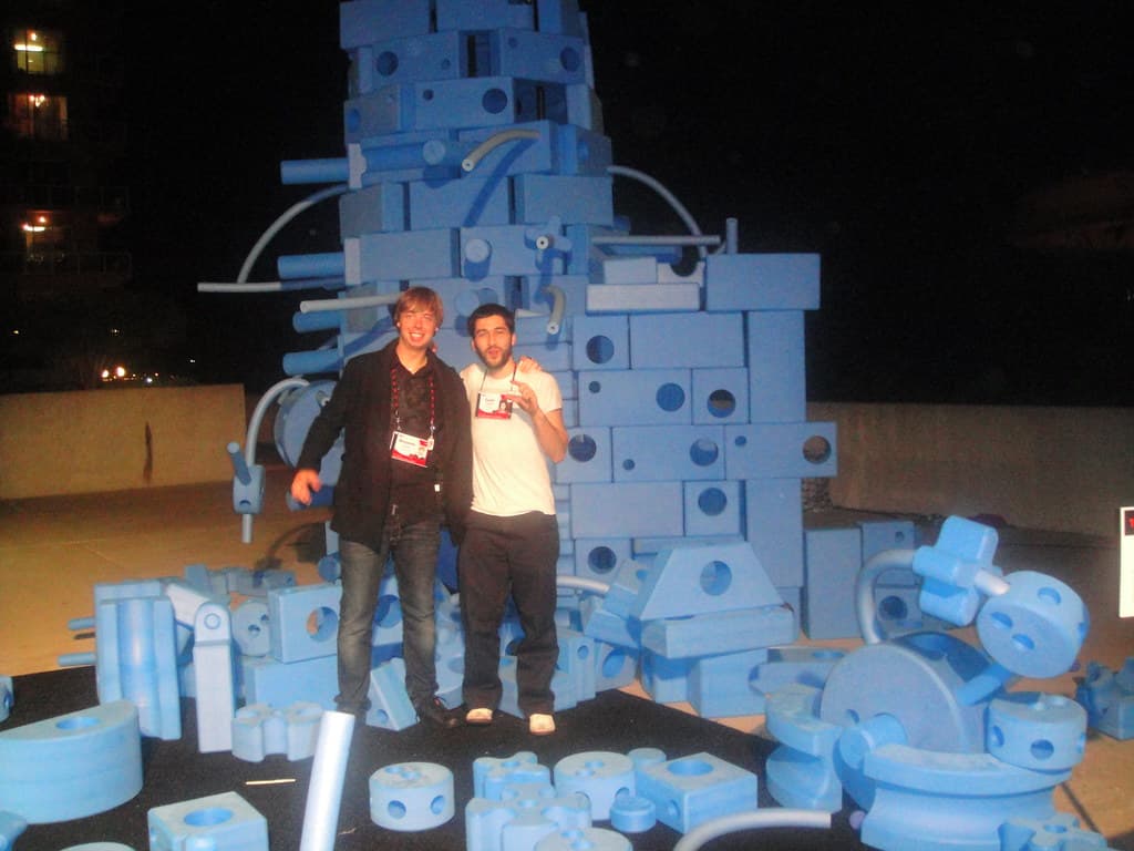 Ben Gulak & Cesar Harada in front of the 2010 TED fellow tower