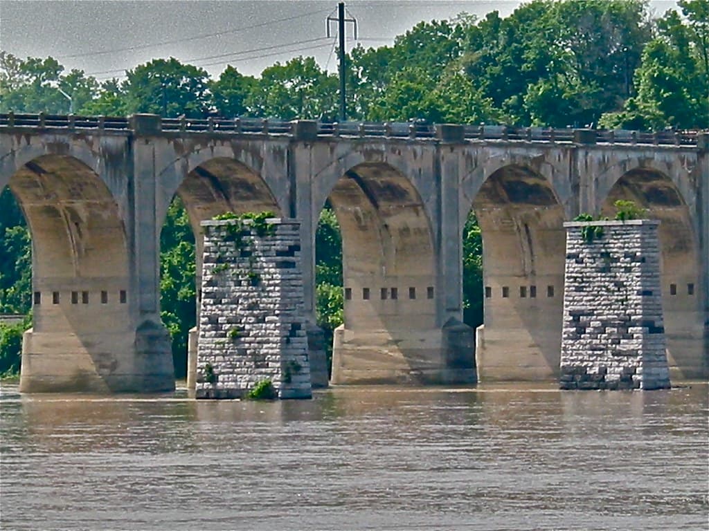 City Island – view of old stone piers & concrete arched bridge