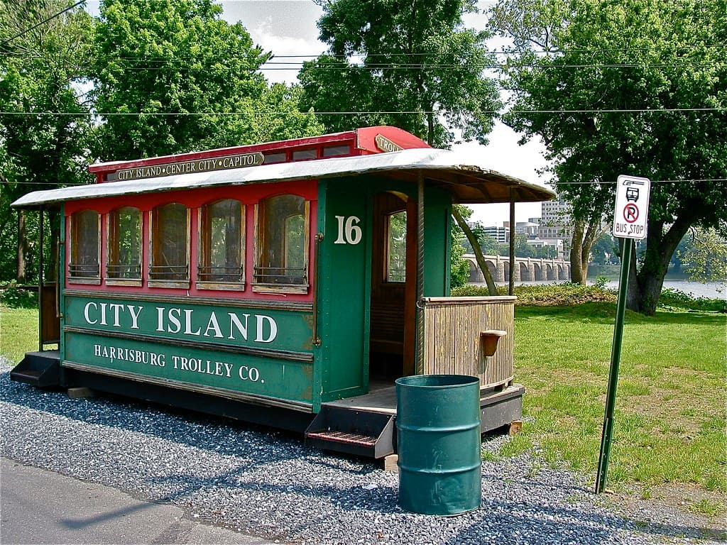 City Island – Trolly car