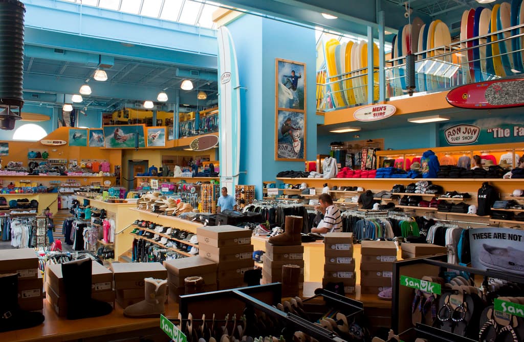 2010 09 04 - 2421 - Ship Bottom - Ron Jon Surf Shop
