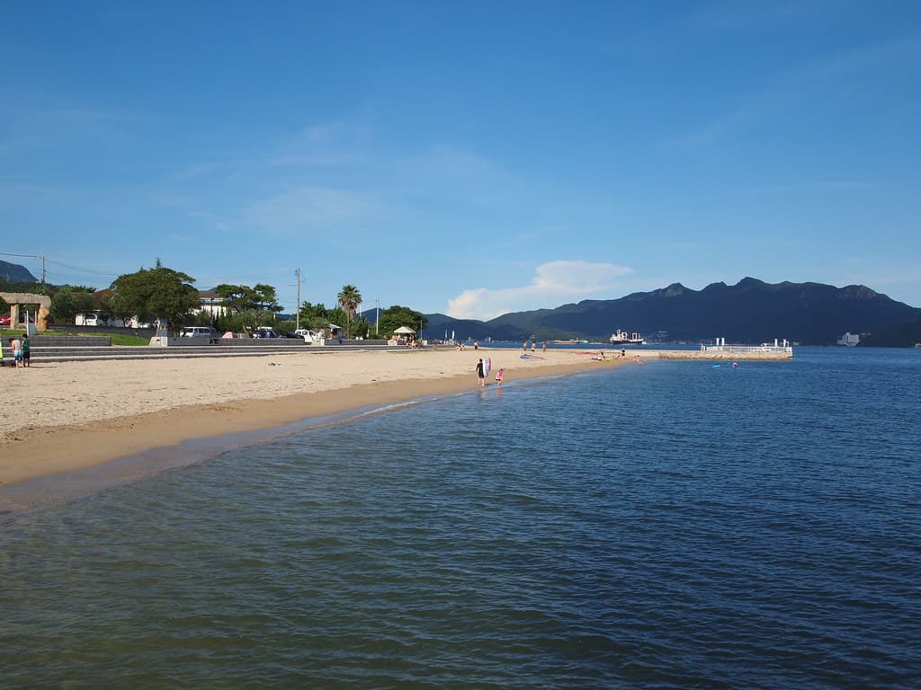 Seto Beach — photo by Kentaro Ohno