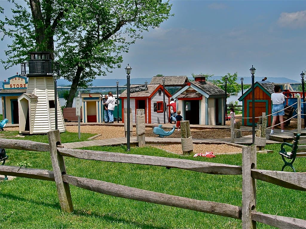 City Island – RiverSide Village Park