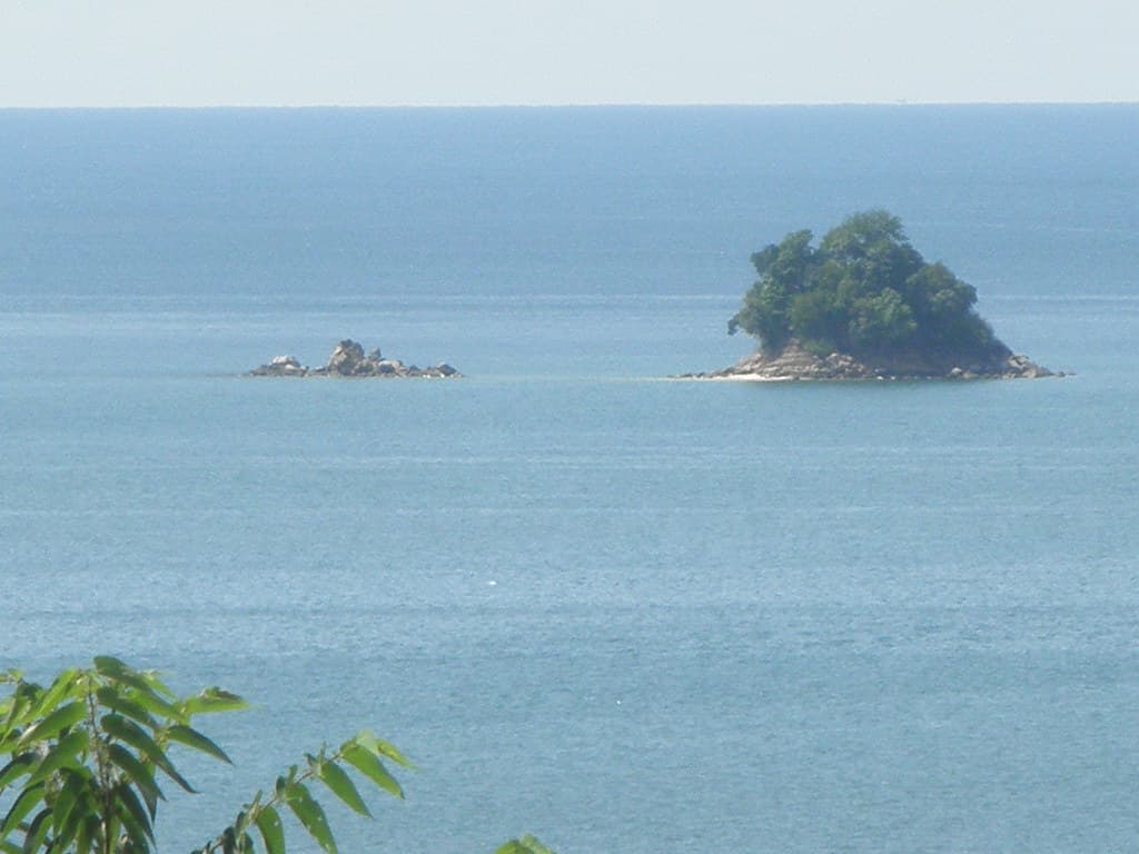 Karambunai Beach