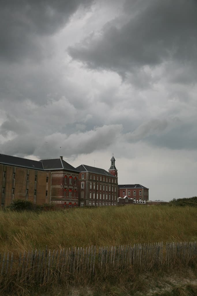 Berck-plage Pas-de-Calais (62) : promenade du professeur Debeyre " hôpital maritime "