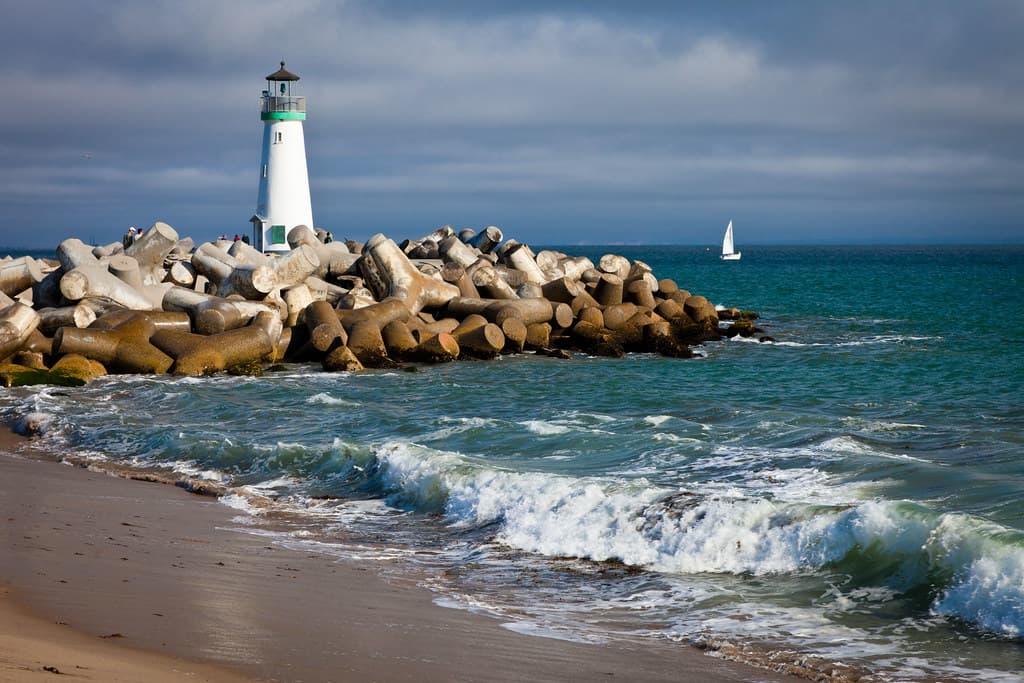 Walton Lighthouse (in Color)
